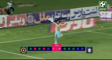 حبیب مثل یک گلزن شادی کرد حبیب مثل یک گلزن شادی کرد