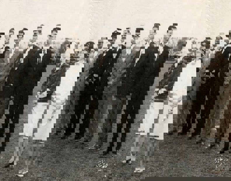 2180585