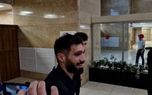 عارف آقاسی در فرودگاه: قشنگ بگیرید!