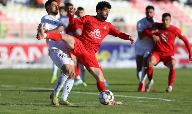 ملوان – تراکتور؛ انتقام و صدر و حیثیت، در دربی شمال غرب ملوان – تراکتور؛ انتقام و صدر و حیثیت، در دربی شمال غرب